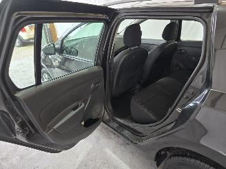 Dacia Logan MCV 0.9 TCe Bi-Fuel Laureate picture 23