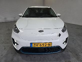 Kia e-Niro ExecutiveLine 64 kWh picture 2