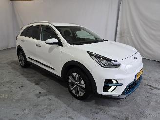 krockskadad bil auto Kia e-Niro ExecutiveLine 64 kWh 2019/5