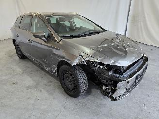 Coche accidentado Seat Leon ST 1.4 EcoTSI FR 2015/1