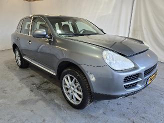 krockskadad bil auto Porsche Cayenne S 4.5 S 2003/6