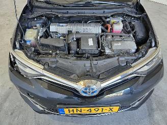 Toyota Auris Touring Sports 1.8 Hybrid Lease pro picture 15