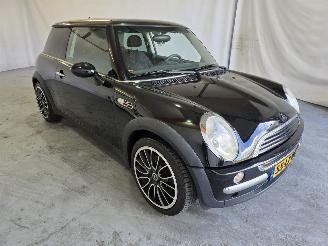 skadebil auto Mini One 1.6 Salt 2003/6