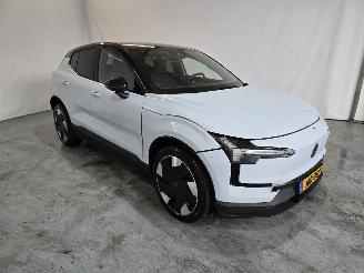 skadebil auto Volvo EX30 Single Motor Extended Range Plus 69 kWh 2025/12