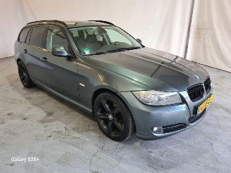 Damaged car BMW 3-serie Touring 318i Business Line 2010/8