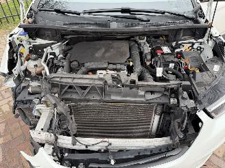 Opel Grandland X 1.2 Turbo Business Executive picture 15