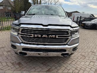 Dodge Ram 1500 LARAMIE 4X4 pano/luchtvering picture 4