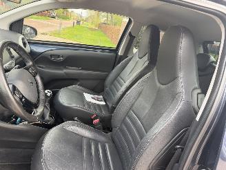 Peugeot 108 1.2 Puretech Allure picture 12