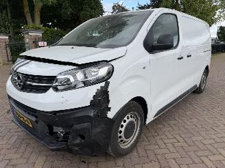 Vaurioauto  commercial vehicles Opel Vivaro 2.0 BlueHDi 145 pk automaat 2 schuifdeur 2023/1