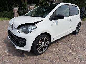 damaged passenger cars Volkswagen Up! 1.0 high up! BlueM. 2014/5