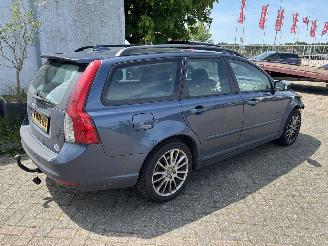 Schadeauto Volvo V-50 T5 AWD 169kw lpg-g3 2008/6