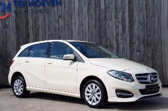 Mercedes B-klasse B180D Airco Navi Cruise Stoelverwarming BAK Kapot! 80KW Euro 6 picture 5