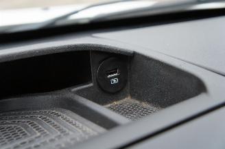 Iveco Daily 35S16 2.3 HPi Koffer Laadklep Automaat Klima Cruise 115KW Euro 6 picture 22