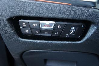 BMW 3-serie 320d Luxury Line Airco Navi Cruise 360° Schuifdak LED 140KW Euro 6 picture 31