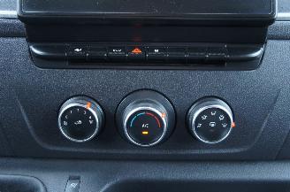 Renault Master 2.3 DCi L3H2 Airco Navi Cruise Apple Carplay 99KW Euro 6 picture 16