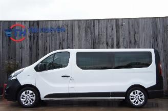 krockskadad bil auto Opel Vivaro 1.6 CDTi BiTurbo 9-Persoons Lang Airco Navi Cruise 92KW Euro 6 2017/6