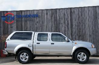 Nissan Navara Pick-Up 2.5 DCi Double Cab 4X4 Trekhaak Airco 98KW picture 4