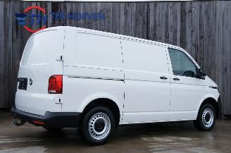 Volkswagen Transporter T6 2.0 TDi L1H1 Airco Navi Cruise Apple Carplay Trekhaak 66KW Euro 6 picture 3