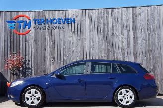 Vaurioauto  passenger cars Opel Insignia 2.0 CDTi Sports Tourer Airco Isofix 96KW Euro 5 2010/4