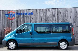 Damaged car Renault Trafic 2.0 DCi Lang 9-Sitzer Klima Metallic 84KW Euro 4 2008/5