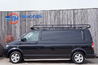 Damaged car Volkswagen Transporter T5 2.0 TDi Lang Automaat DSG Airco Cruise Navi 103KW Euro 5 2015/4