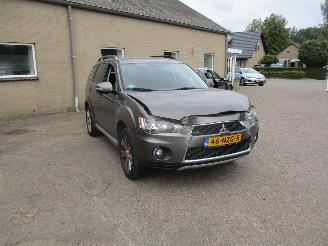 uszkodzony samochody osobowe Mitsubishi Outlander 2.0 Edition Automaat REST BPM 400 EURO !!!! 2011/1