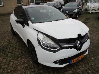 skadebil auto Renault Clio 0.9 TCe Expression NAP 2013/6