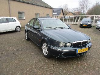 Schadeauto Jaguar X-type 2.0 V6 EXECUTIVE 2002/5