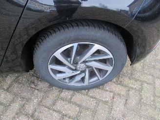 Volkswagen Golf 1.0 TSI HighLine Business R picture 28