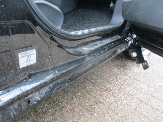 Peugeot 2008 1.5 BlueHD BL ALL picture 14