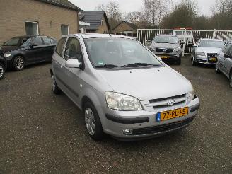 krockskadad bil auto Hyundai Getz 1.3i GLS Sky 2004/8