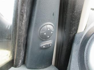 Ford Ka 1.2 Titanium X picture 23