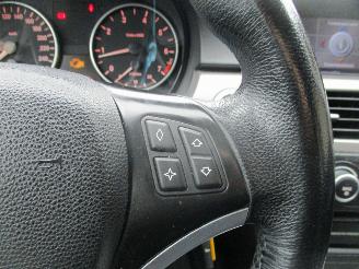 BMW 3-serie 320i High Executive picture 23