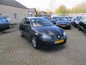 skadebil auto Seat Ibiza 1.4-16V Trendstyle 2007/3