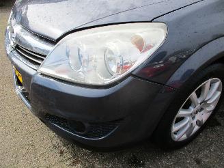 Opel Astra STATION WAGON 1.6 Temptation picture 12