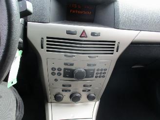 Opel Astra STATION WAGON 1.6 Temptation picture 23