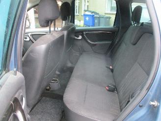 Dacia Duster 1.6 Laureate 2wd REST BPM €200,-!!! picture 31