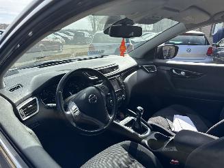 Nissan Qashqai 1.2 N-Connecta REST BPM €500!!! picture 18