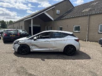 Opel Astra 1.2 Business Edition REST BPM €300,-!!! picture 4