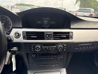 BMW 3-serie 320i Introduction picture 34