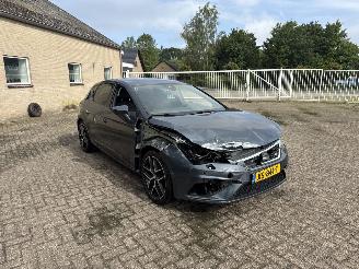 Schadeauto Seat Leon 1.5 TSI FR Business Intense REST BPM €1200,-!!! 2019/3
