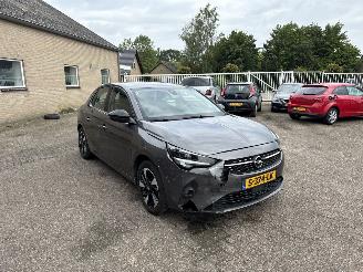 krockskadad bil auto Opel Corsa-E e-Launch Edition 50 kWh 2020/11