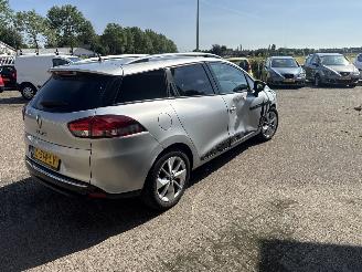 Renault Clio 1.2 16V Estate picture 7