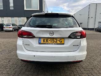 Opel Astra 1.6 CDTI Edition ST picture 5