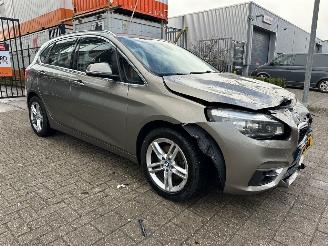  BMW 2-serie Active Tourer 220i High Executive 2015/2