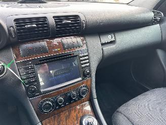 Mercedes C-klasse 230 K. Classic picture 12