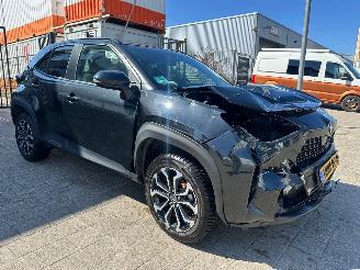 skadebil auto Toyota Yaris Cross 1.5 Hybrid Dynamic 2023/12