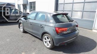Audi A1 A1 Sportback (8XA/8XF), Hatchback 5-drs, 2011 / 2018 1.0 TFSI Ultra 12V picture 4