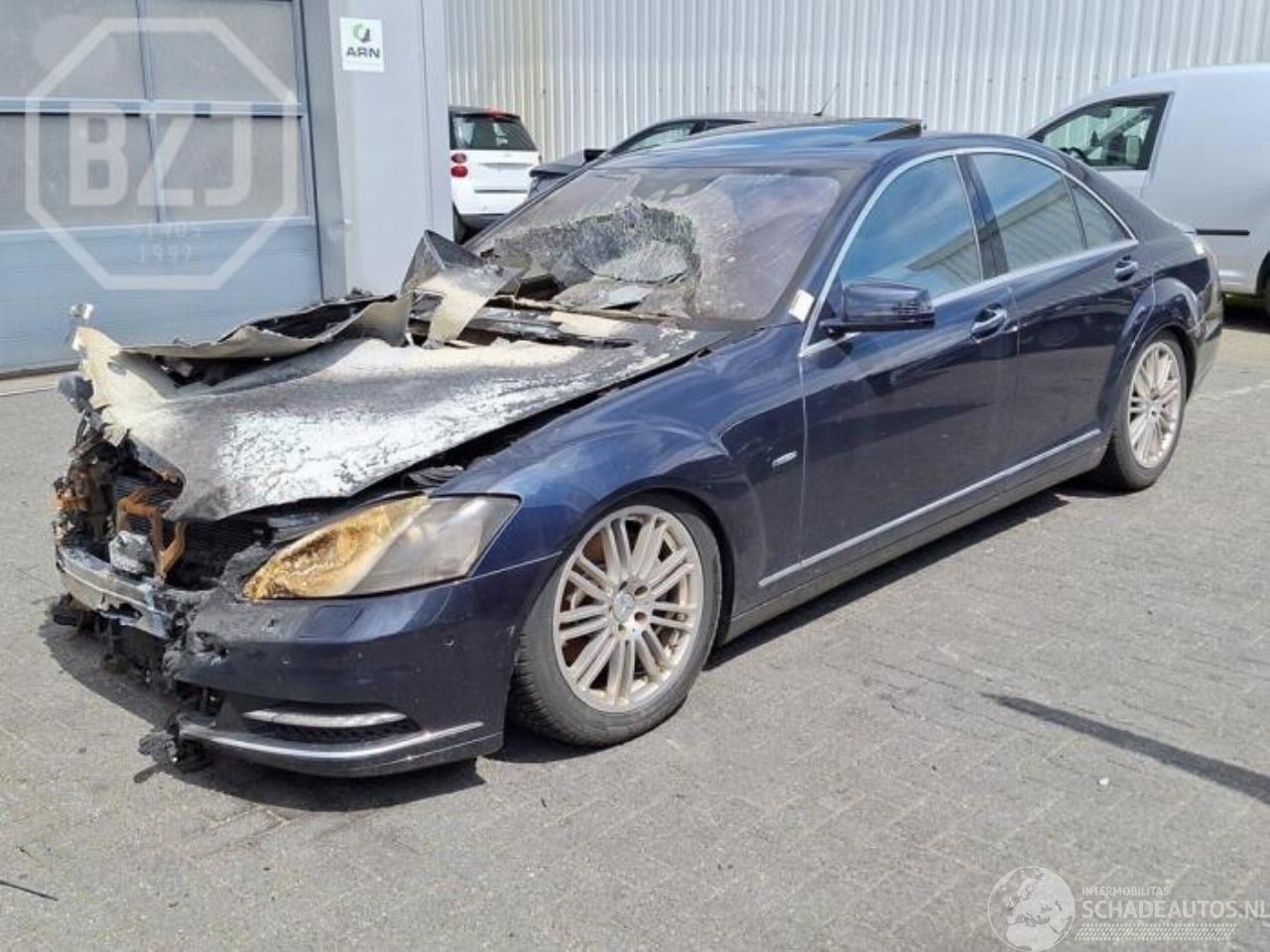 Mercedes S-klasse S (W221), Sedan, 2005 / 2014 3.5 S-400 24V BlueHybrid