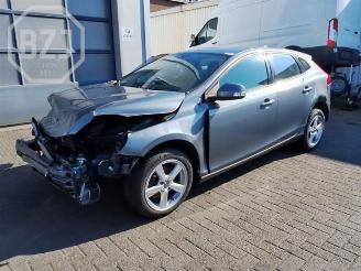 Sloopauto Volvo V-40 V40 (MV), Hatchback 5-drs, 2012 / 2019 2.0 D2 16V 2016